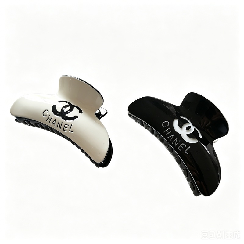 CC hair clips 