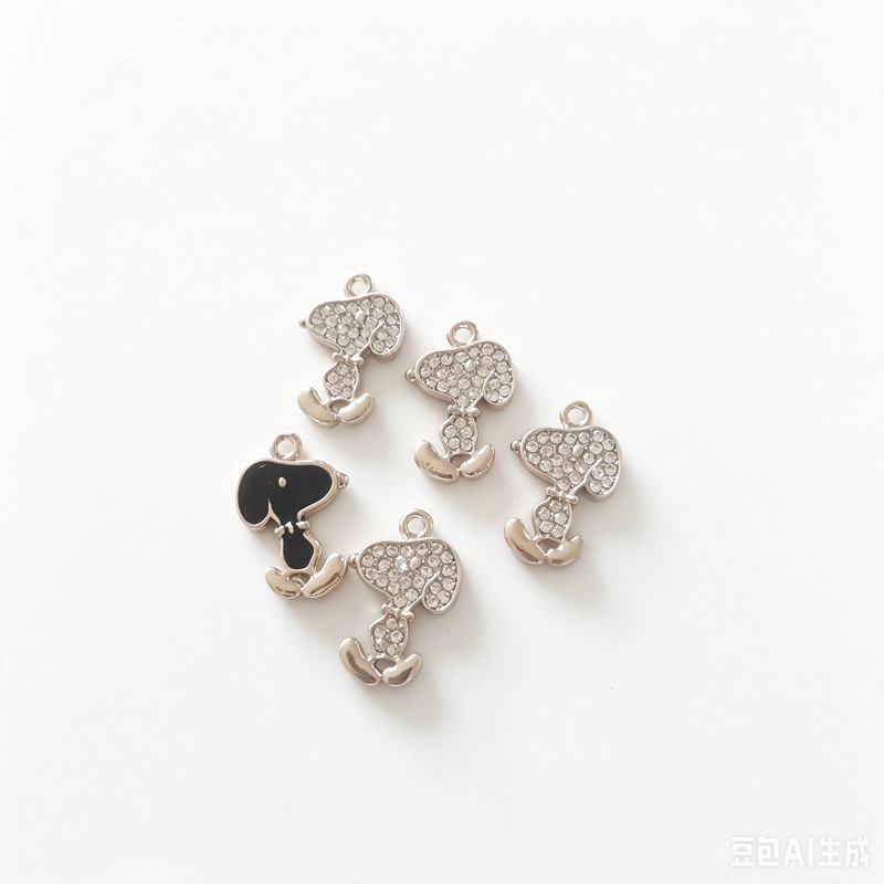 Snoopy Dog small charms pendants