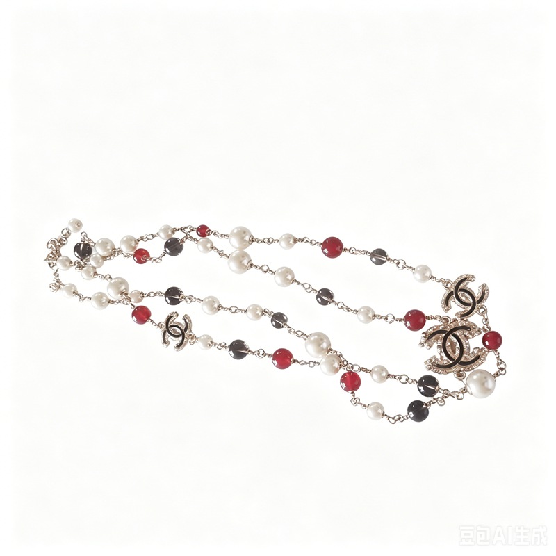 CC pearl long necklace