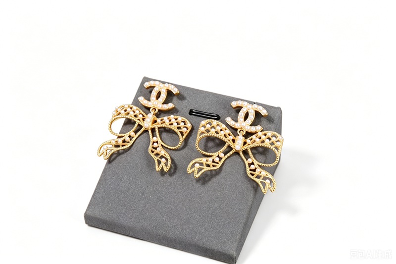 CC butterfly earring