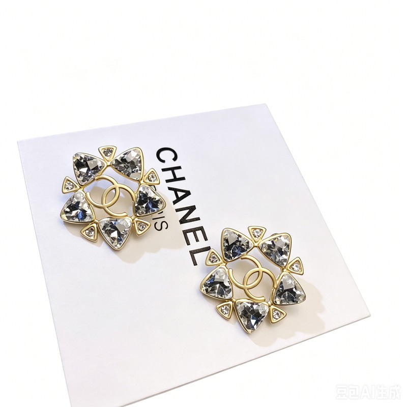 CC crystal earring stud