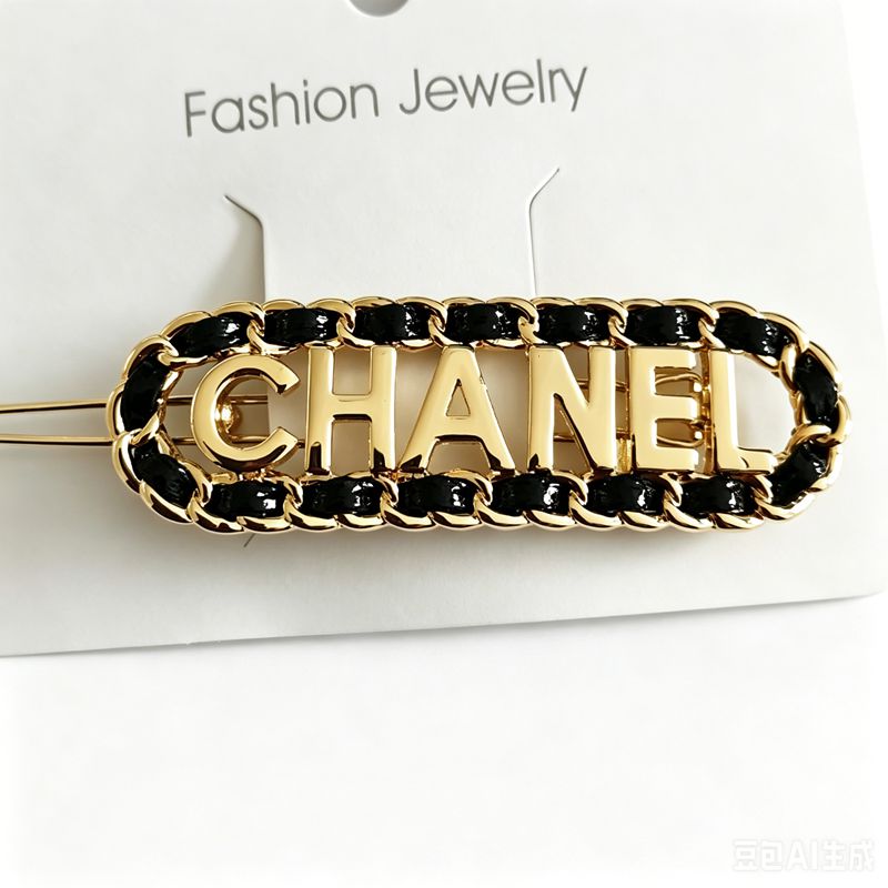 CC hair clips