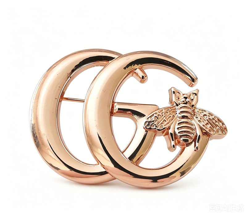 Bee GG brooch